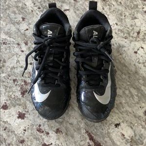 Fastflex Nike Football Cleats US size 13 Boys